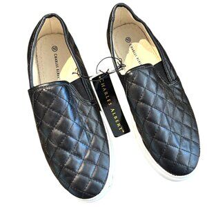 Charles Albert NWT Women's slip on black quilted loafers Vegan Leather sz 10M‎